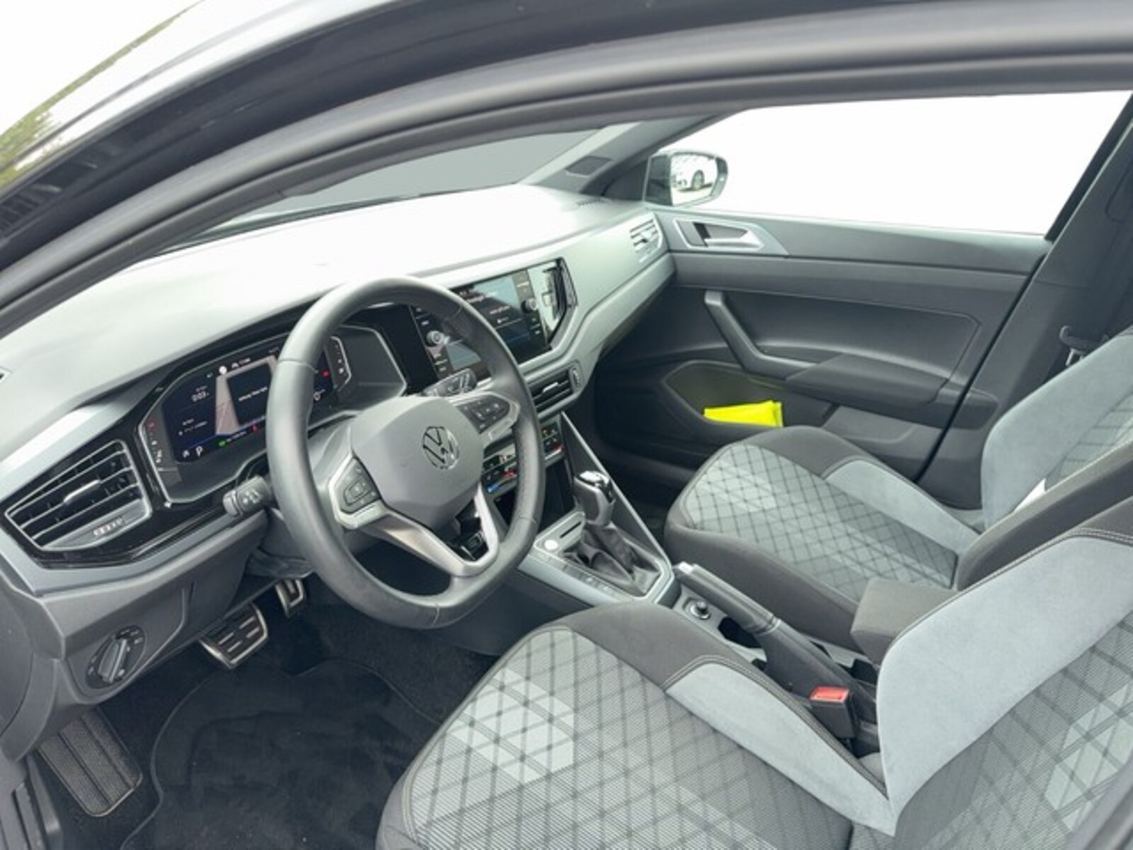 Volkswagen Polo – Bild 8