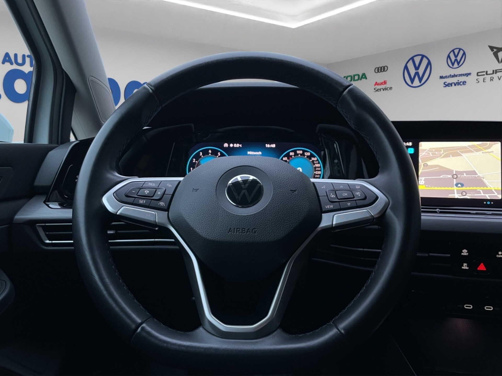 Volkswagen Golf Style
