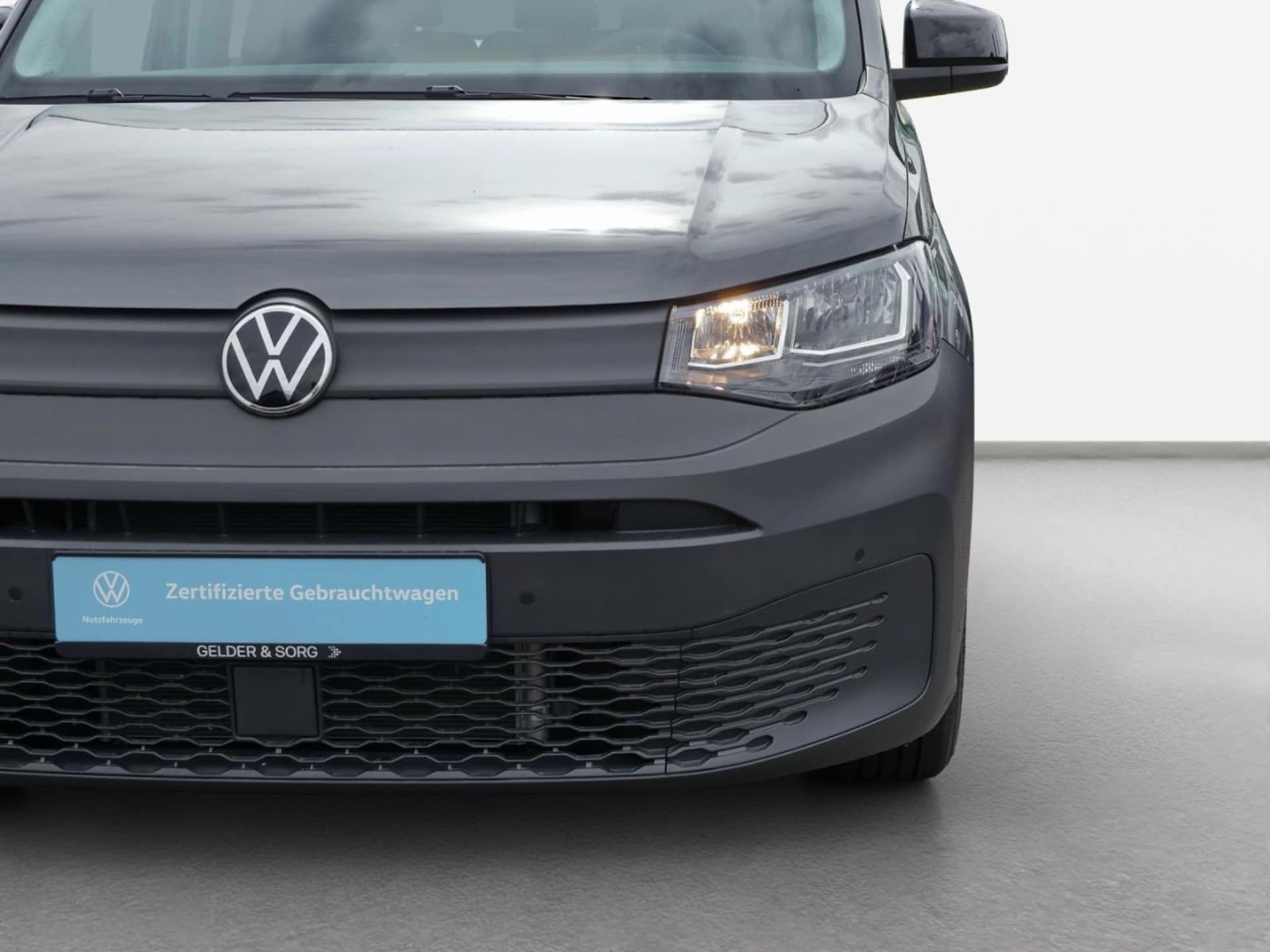 Volkswagen Caddy Basis-Modell