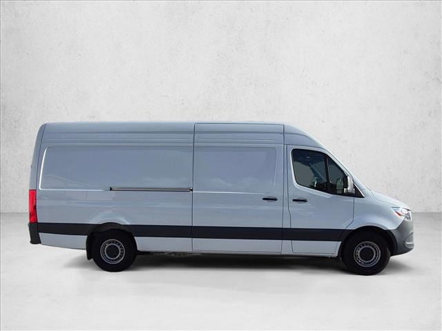 2024 Mercedes-Benz