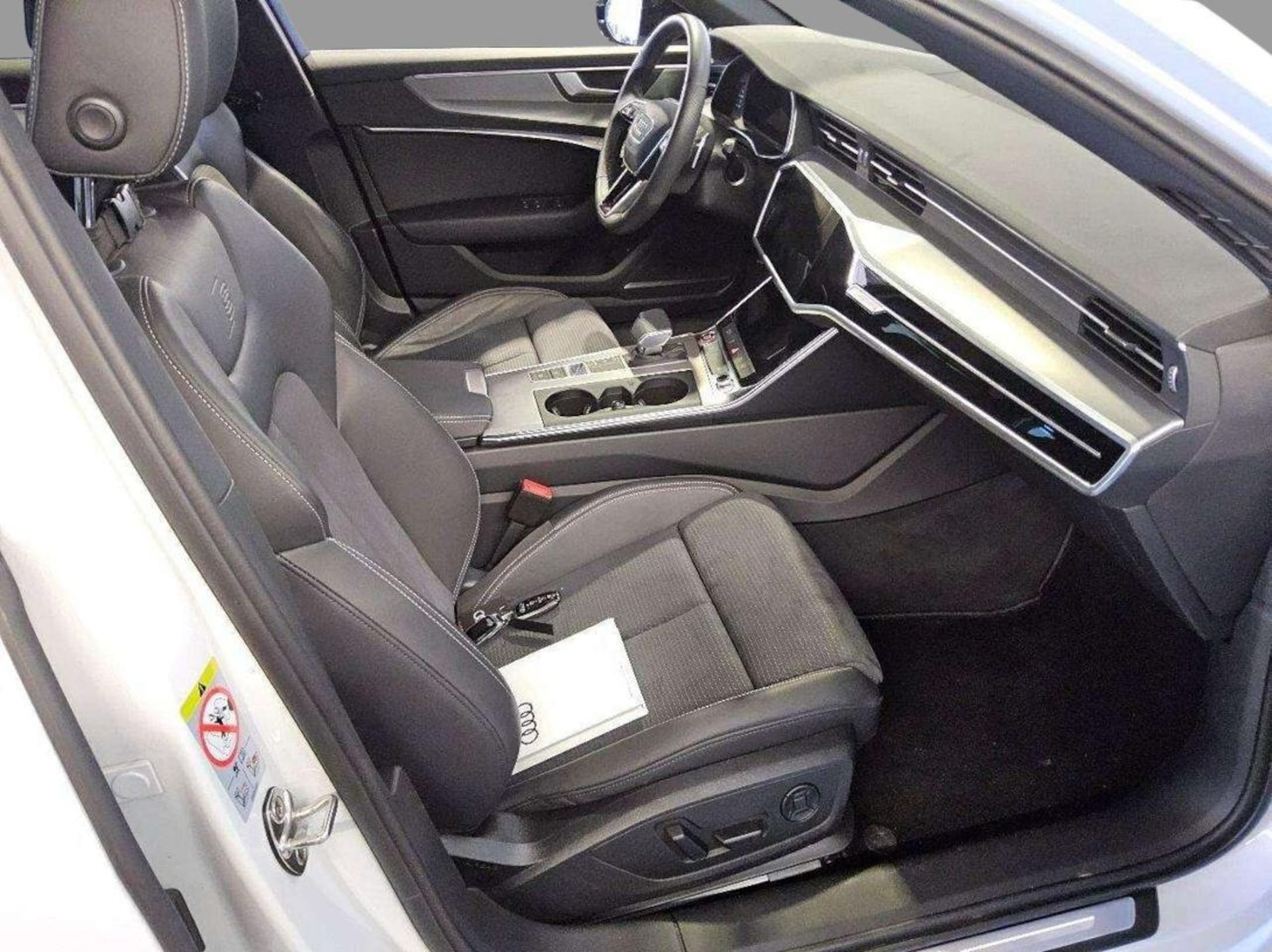Audi S6 Avant