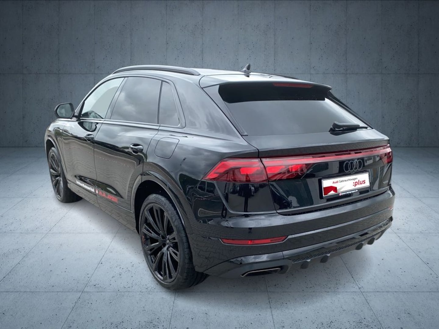 Bild über Audi Q8 SUV TFSI e S line business TFSI e quattro 360 kW tiptronic - für weitere Informationen kontaktieren Sie den Audi Partner