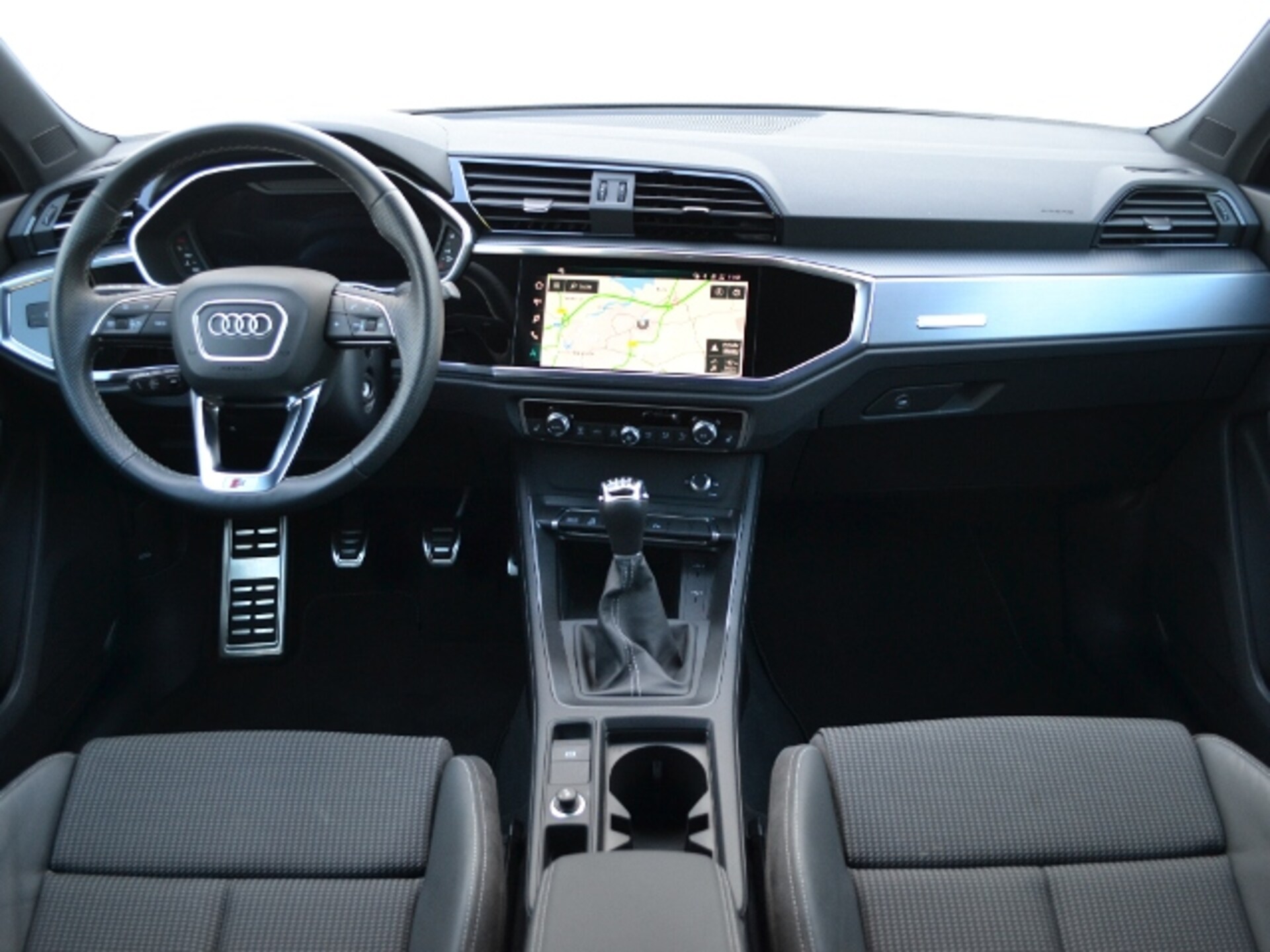 Audi Q3 Sportback S line