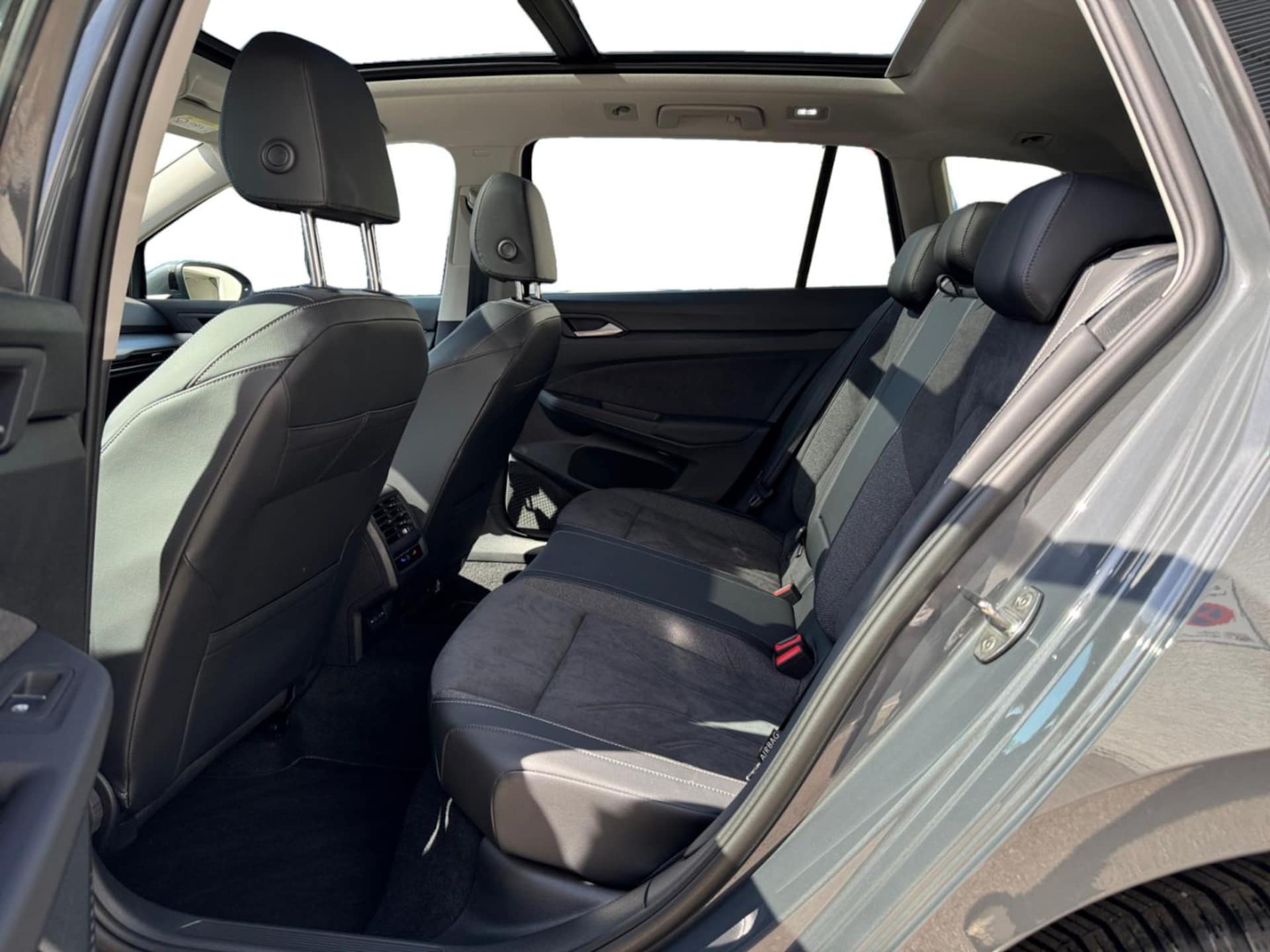 Volkswagen Golf Variant Life