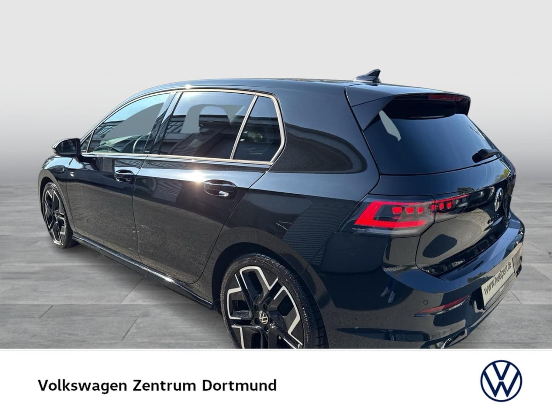 Volkswagen Golf R-Line