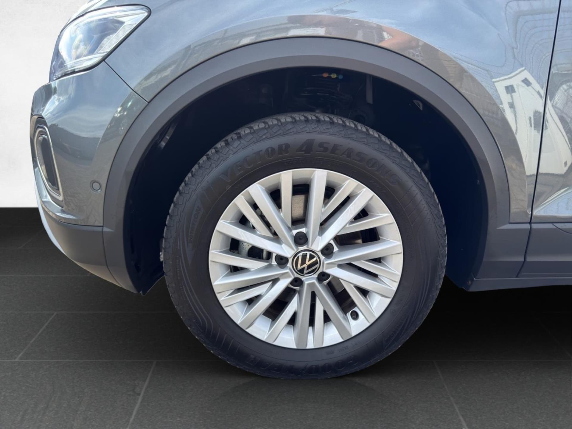 Volkswagen T-Roc Life