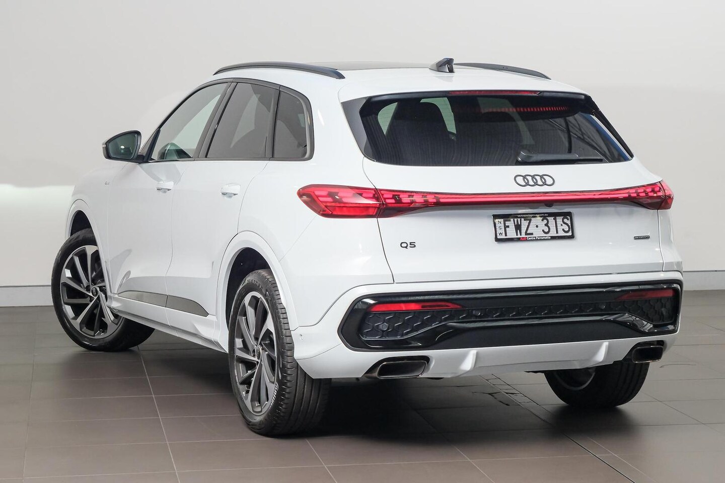 Image about Audi Q5 SUV TFSI quattro 200 kW sport