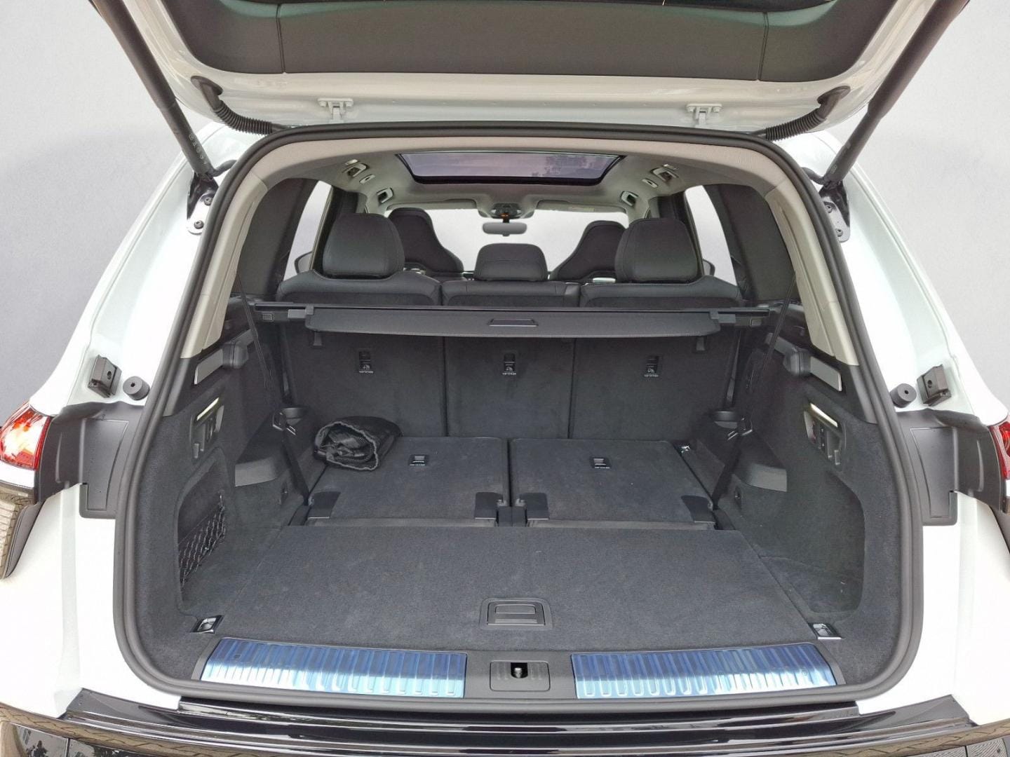 Bild über Audi Q7 SUV TDI quattro 220 kW tiptronic - für weitere Informationen kontaktieren Sie den Audi Partner