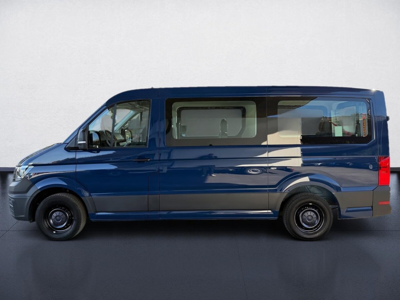 Volkswagen Crafter Kasten mittlerer Radstand – Bild 3