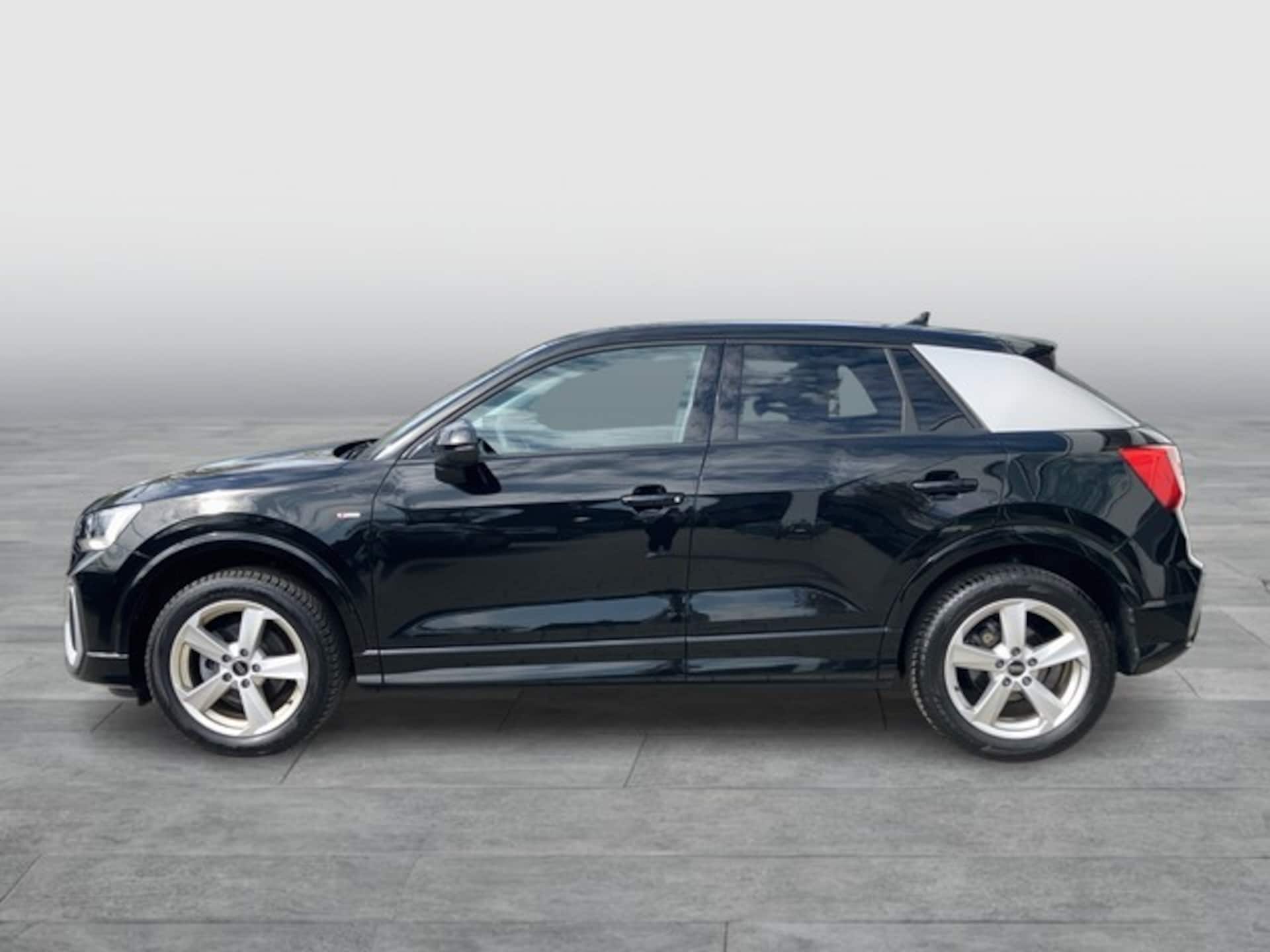 Audi Q2 S line