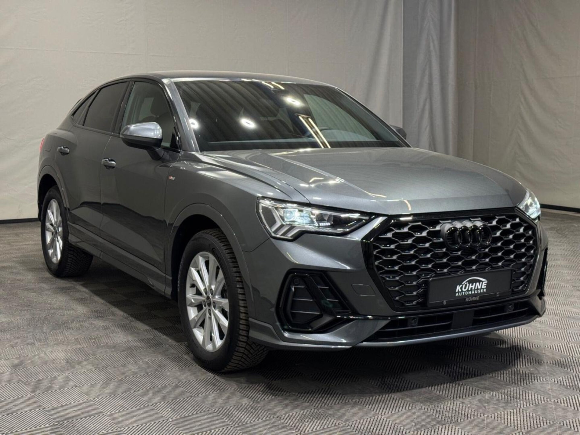 Audi Q3 Sportback S line