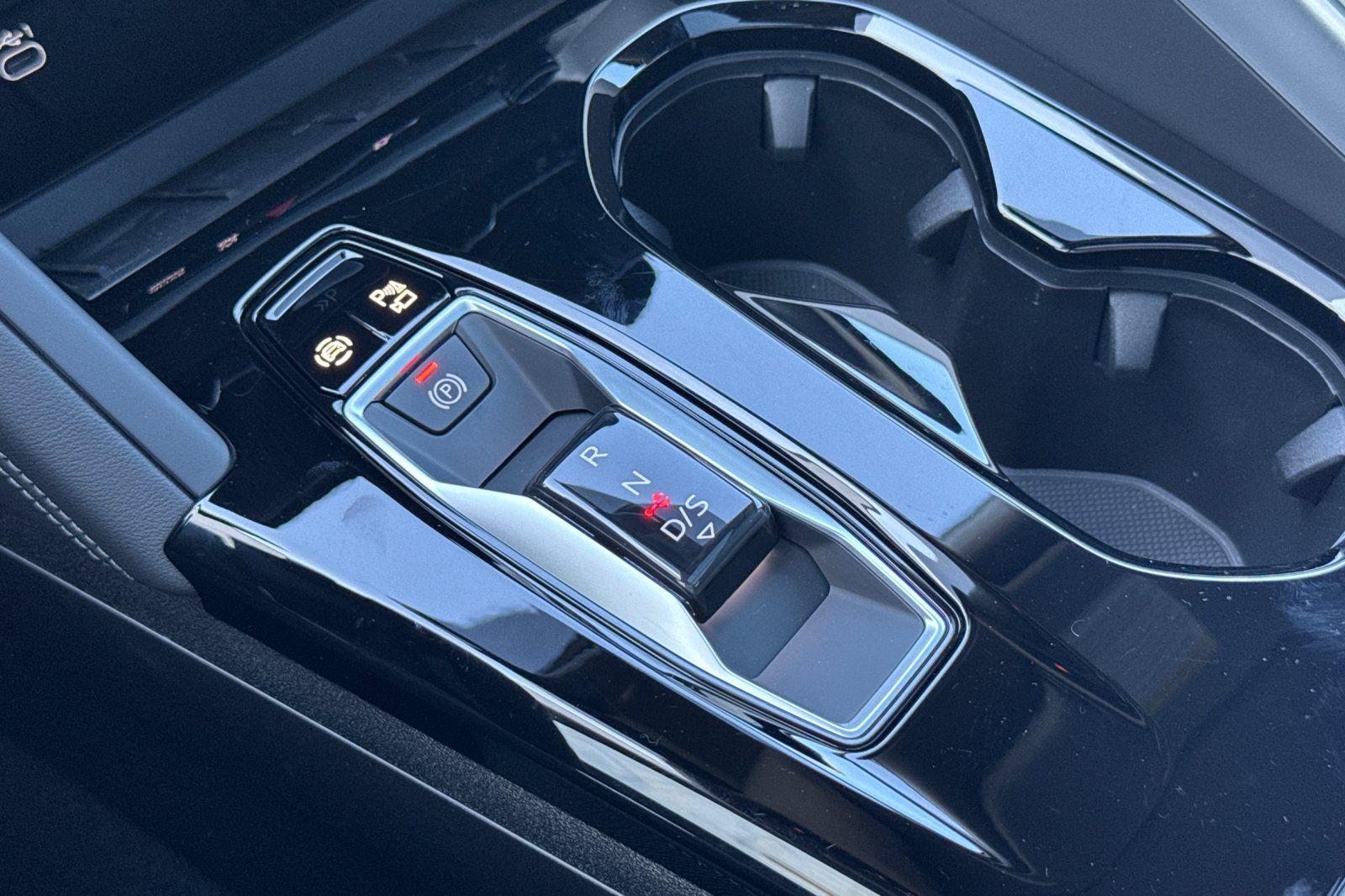 2025 Audi Q5 Premium - Photo 21