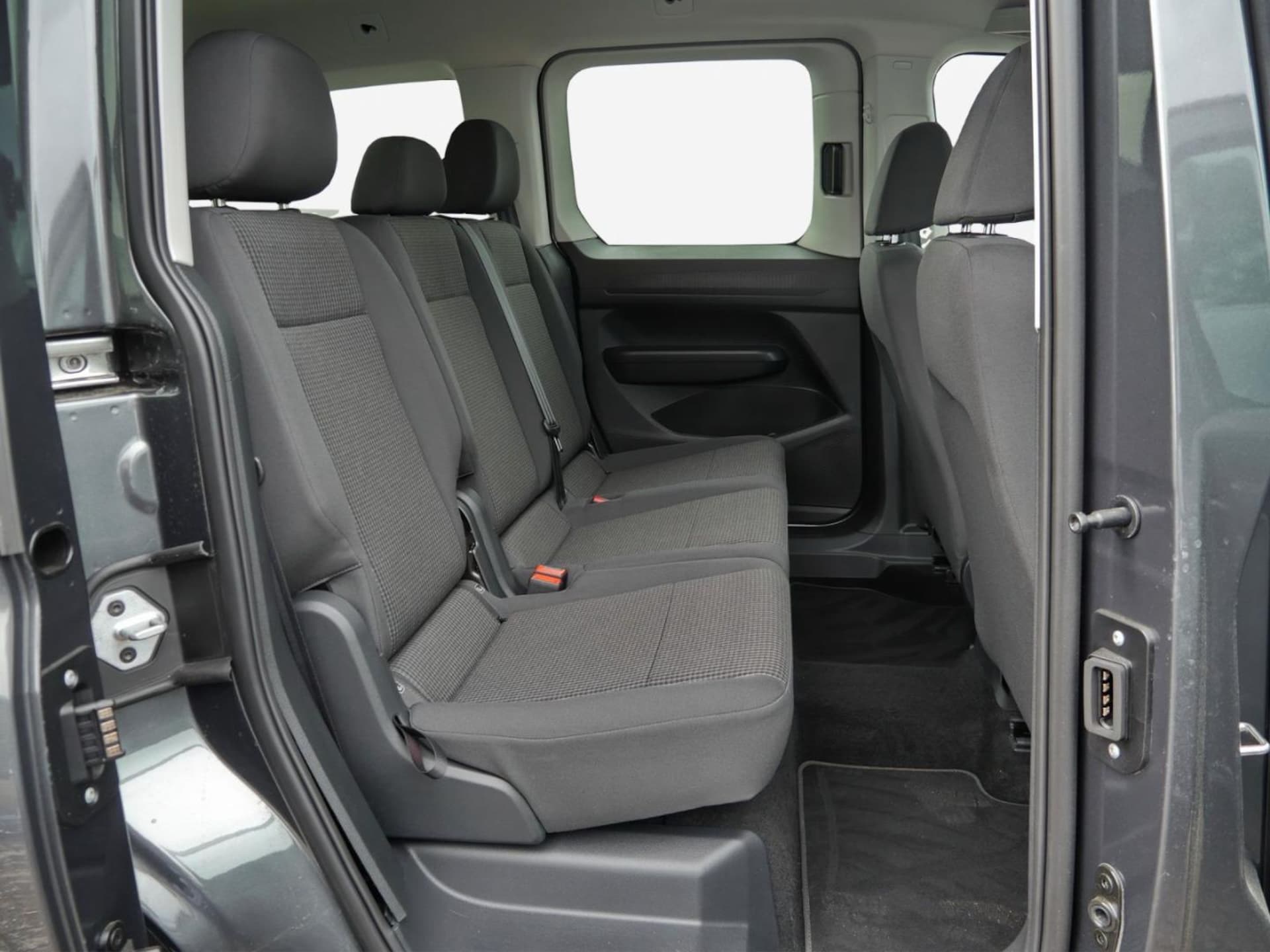 Volkswagen Caddy Basis-Modell