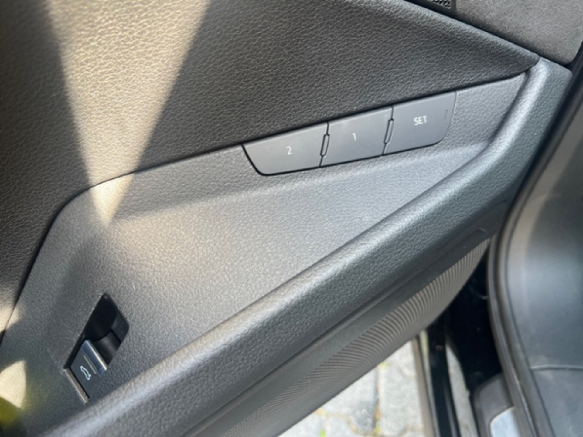 Audi e-tron S line