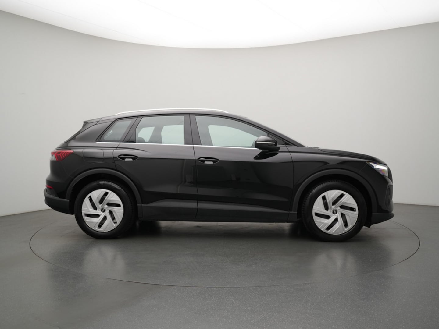 Bild über Audi Q4 e-tron 35 e-tron - für weitere Informationen kontaktieren Sie den Audi Partner