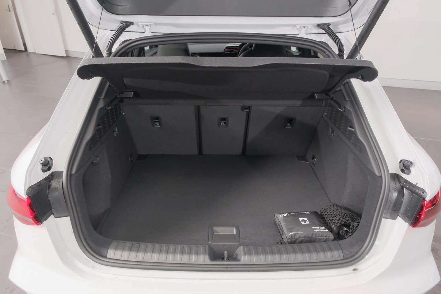 Image about Audi RS 3 Sportback TFSI quattro S tronic