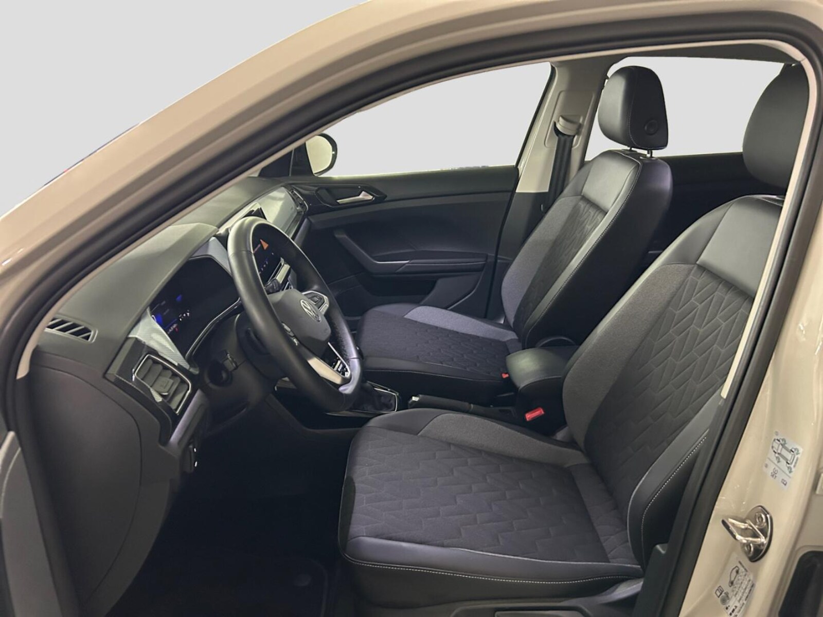 Volkswagen T-Cross – Bild 10