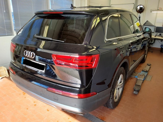 Audi Q7 SUV 3.0 TDI Ultra Quattro Tiptronic - 2017 - Joinsteer - #2