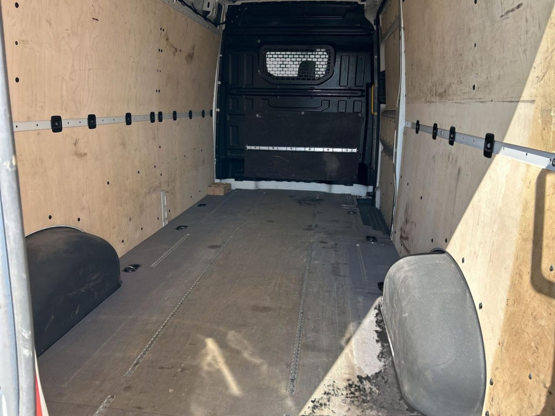 Volkswagen Crafter Kasten langer Radstand