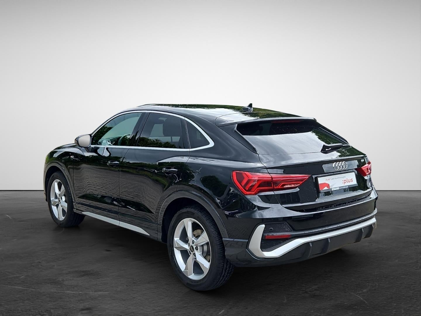 Bild über Audi Q3 Sportback S line 35 TFSI S tronic - für weitere Informationen kontaktieren Sie den Audi Partner