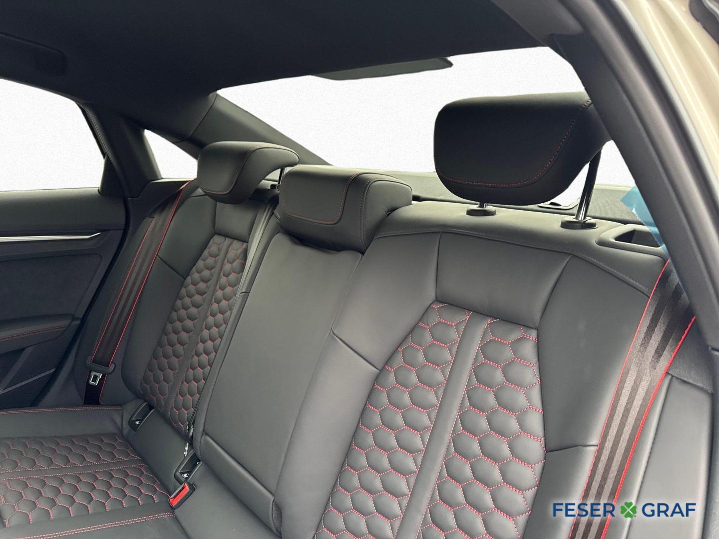 Image about Audi RS 3 Limousine TFSI quattro S tronic
