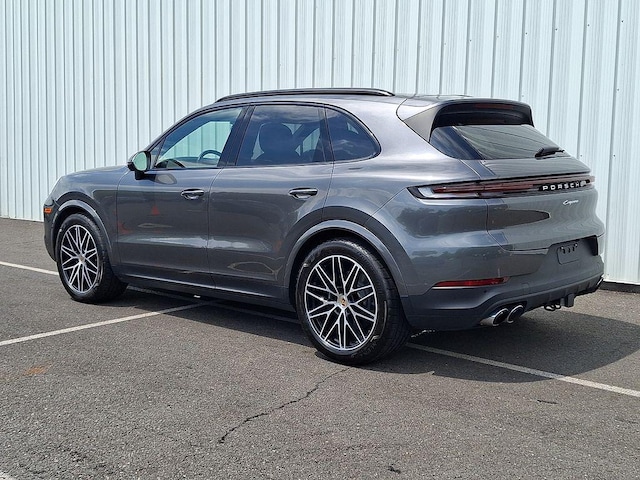 2024 Porsche Cayenne