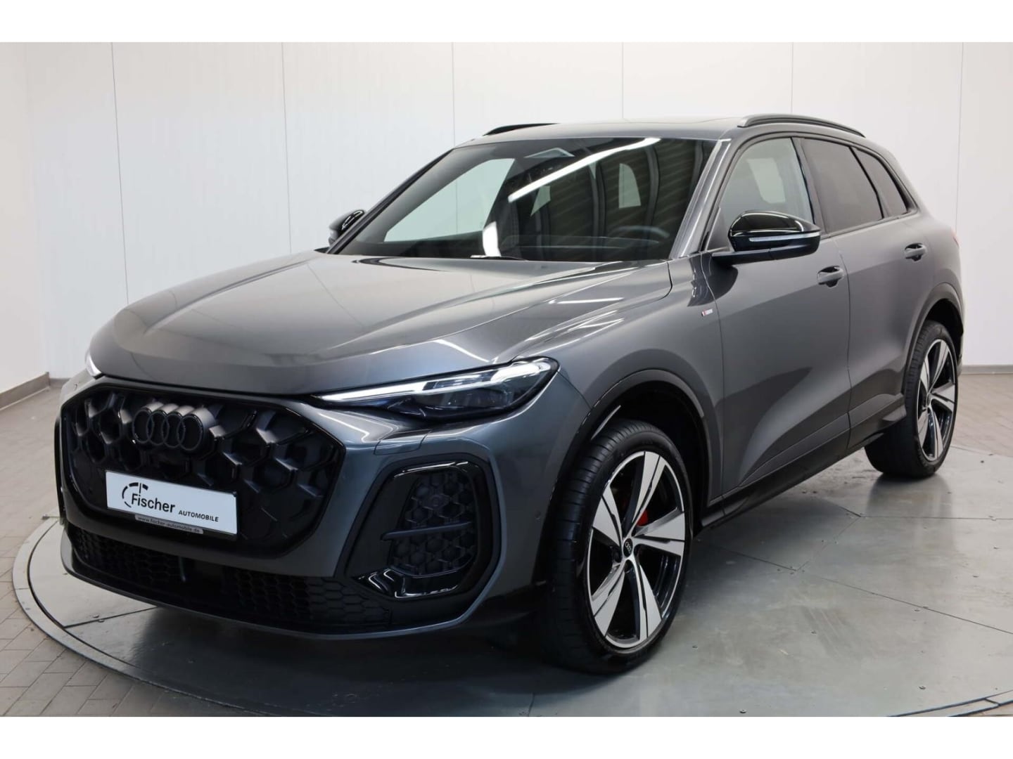 Bild über Audi Q5 SUV TFSI quattro 150 kW S tronic - für weitere Informationen kontaktieren Sie den Audi Partner