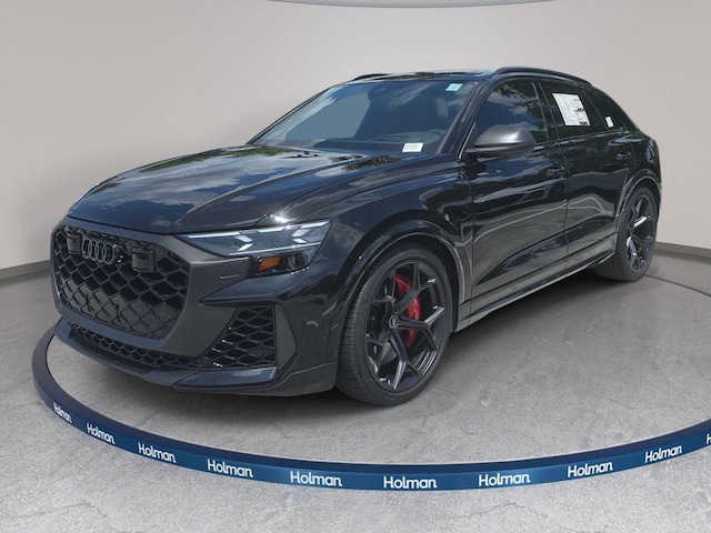 2026 Audi RS Q8 SUV performance