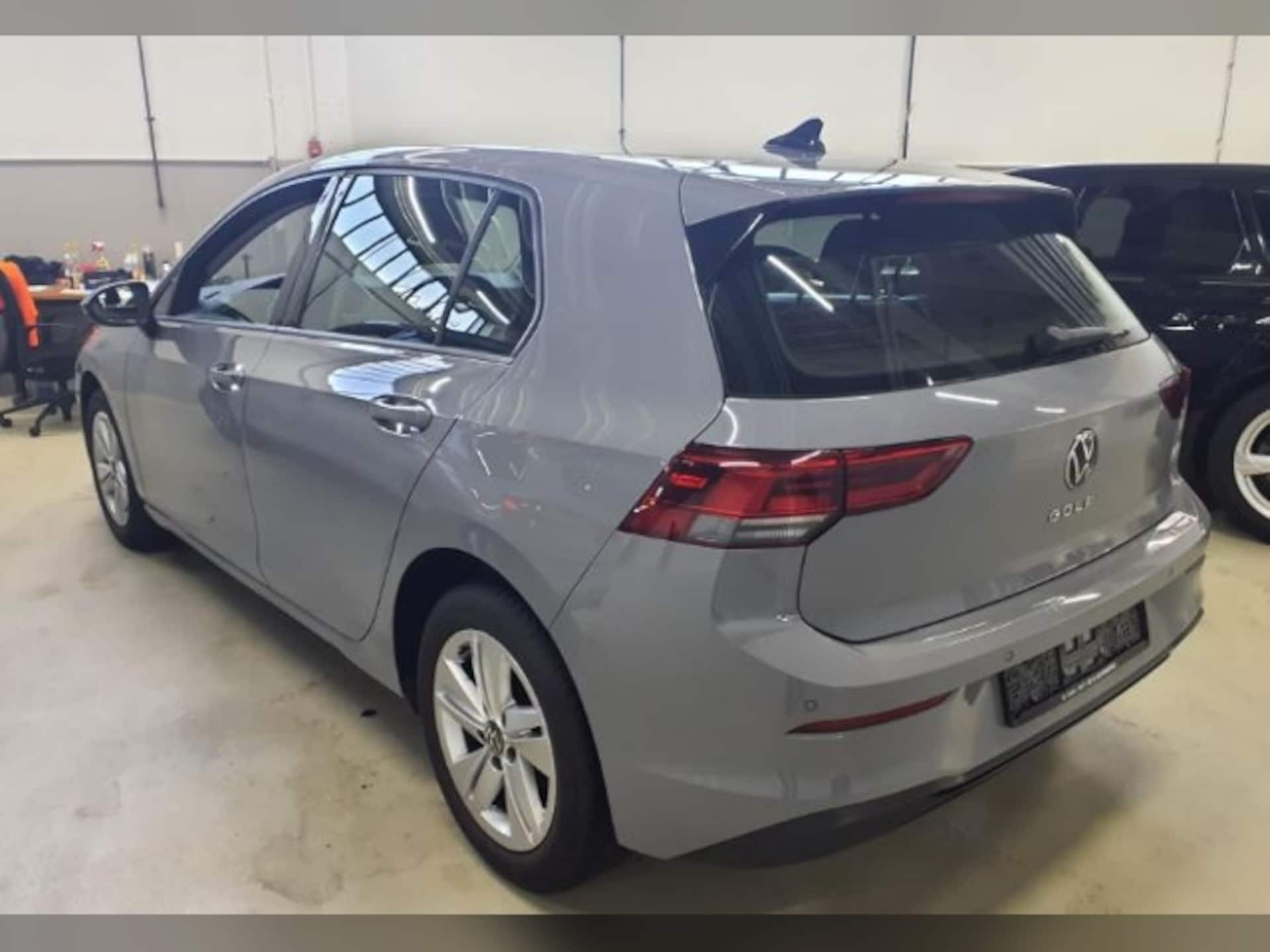 Volkswagen Golf Life