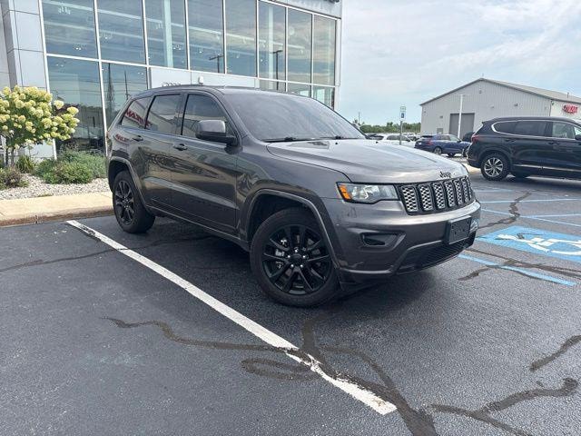 Photo of 2021 Jeep Grand Cherokee