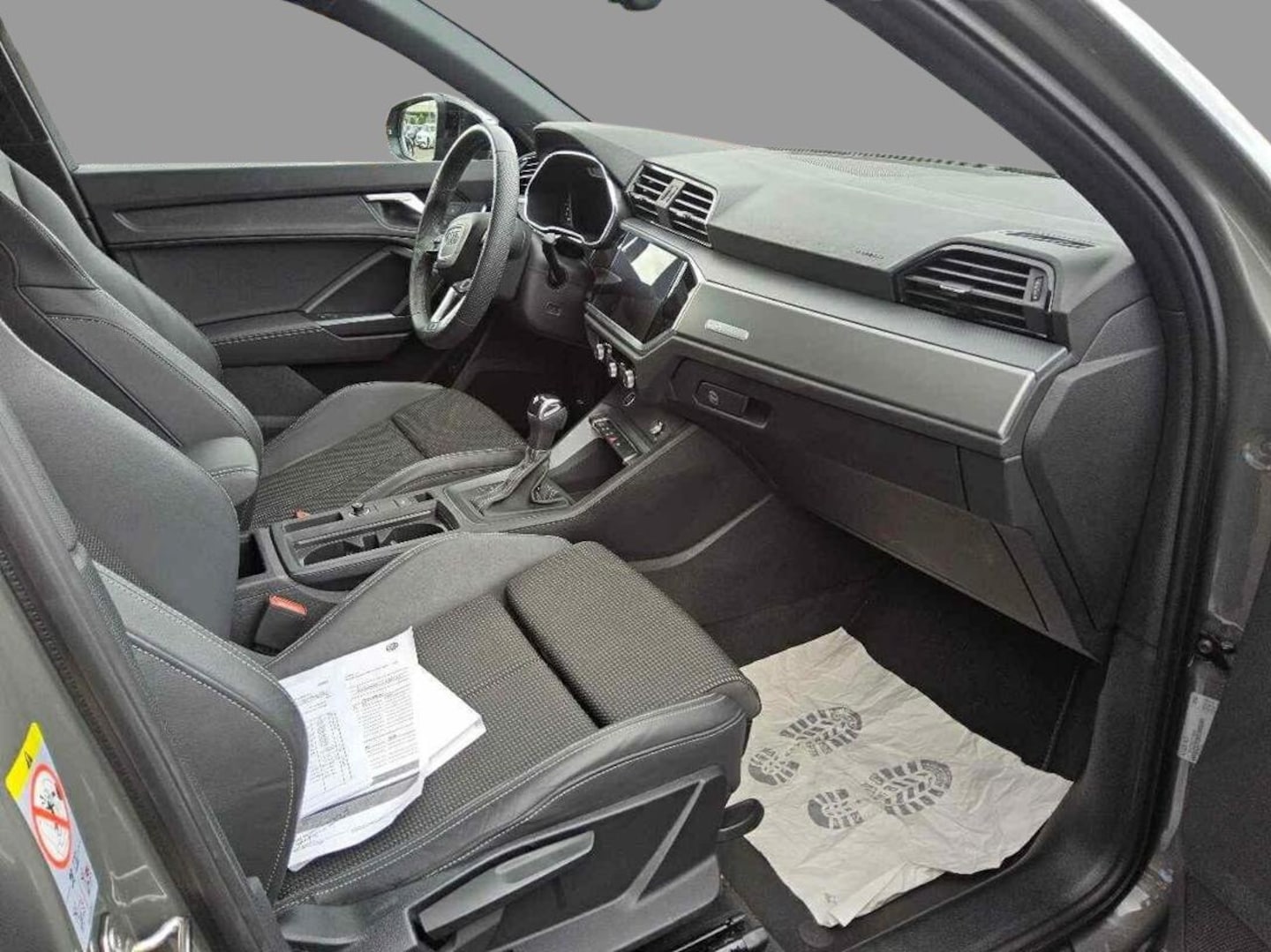 Bild über Audi Q3 Sportback S line 35 TFSI S tronic - für weitere Informationen kontaktieren Sie den Audi Partner