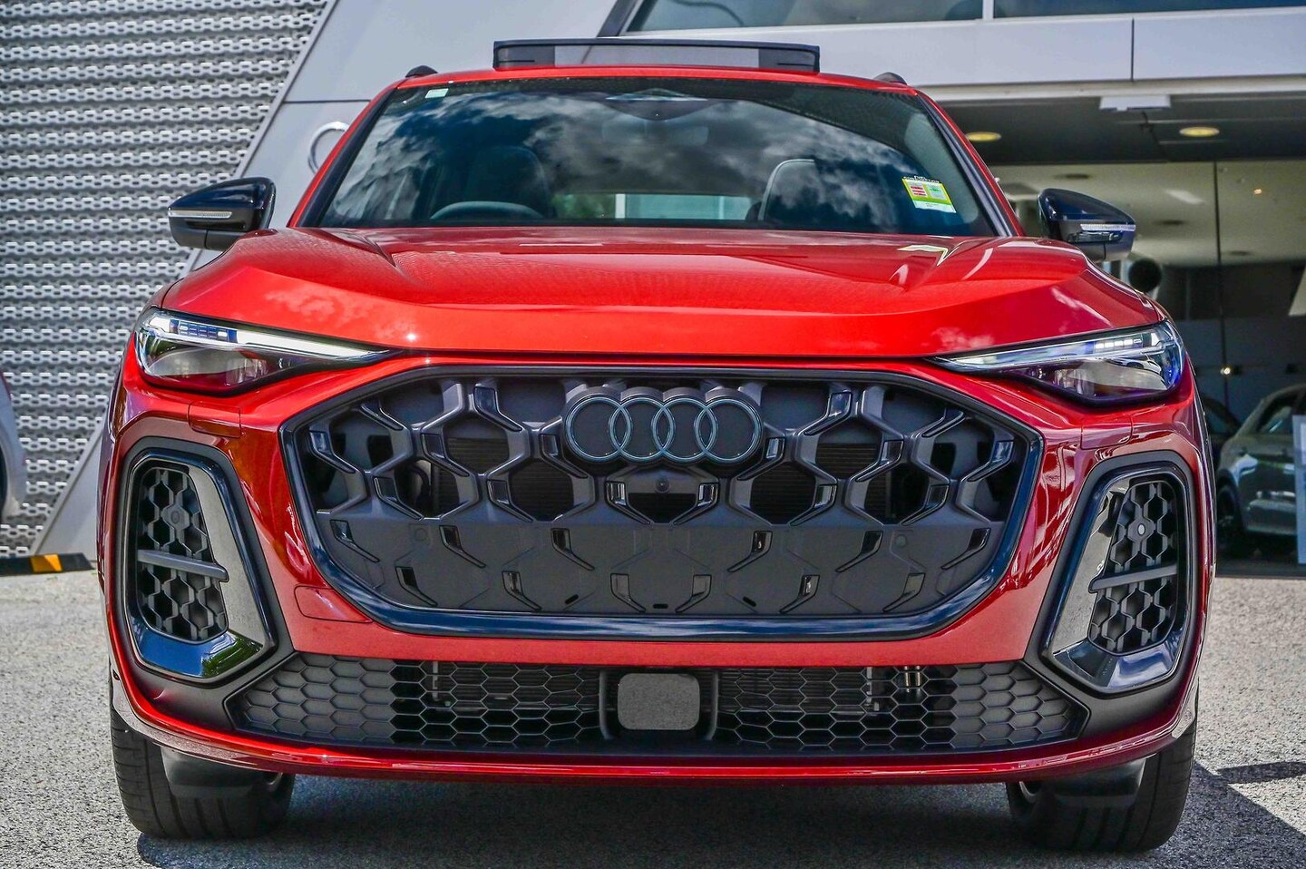 Image about Audi Q5 SUV TDI quattro 150 kW sport