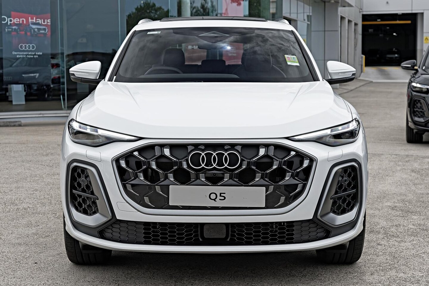 Image about Audi Q5 SUV TFSI quattro 200 kW sport