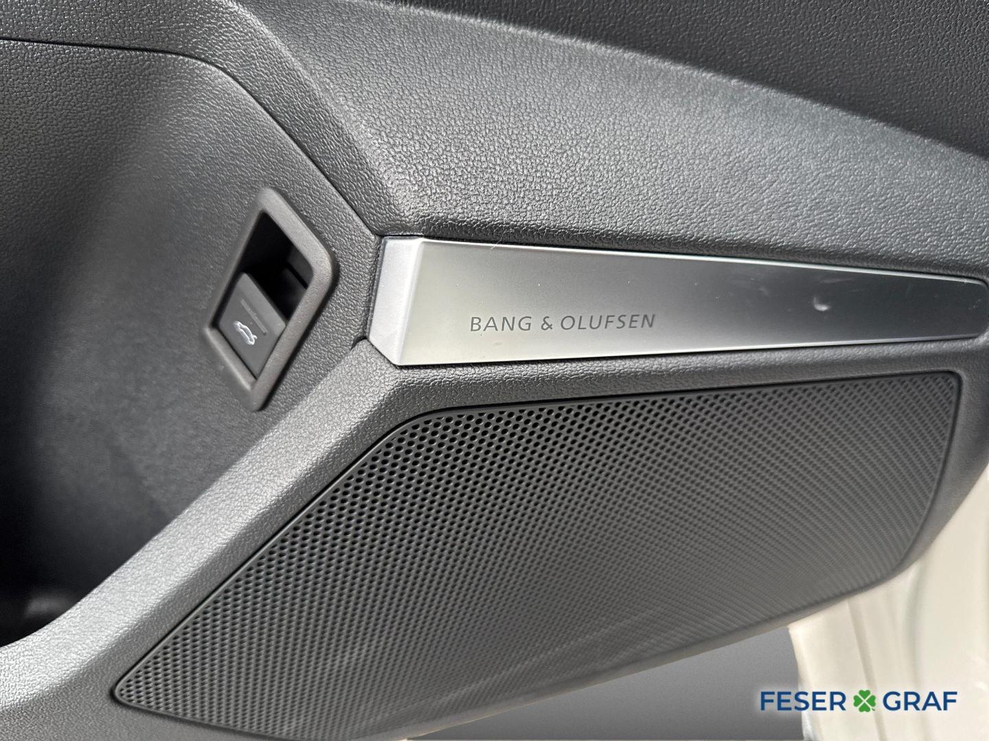 Image about Audi RS 3 Limousine TFSI quattro S tronic