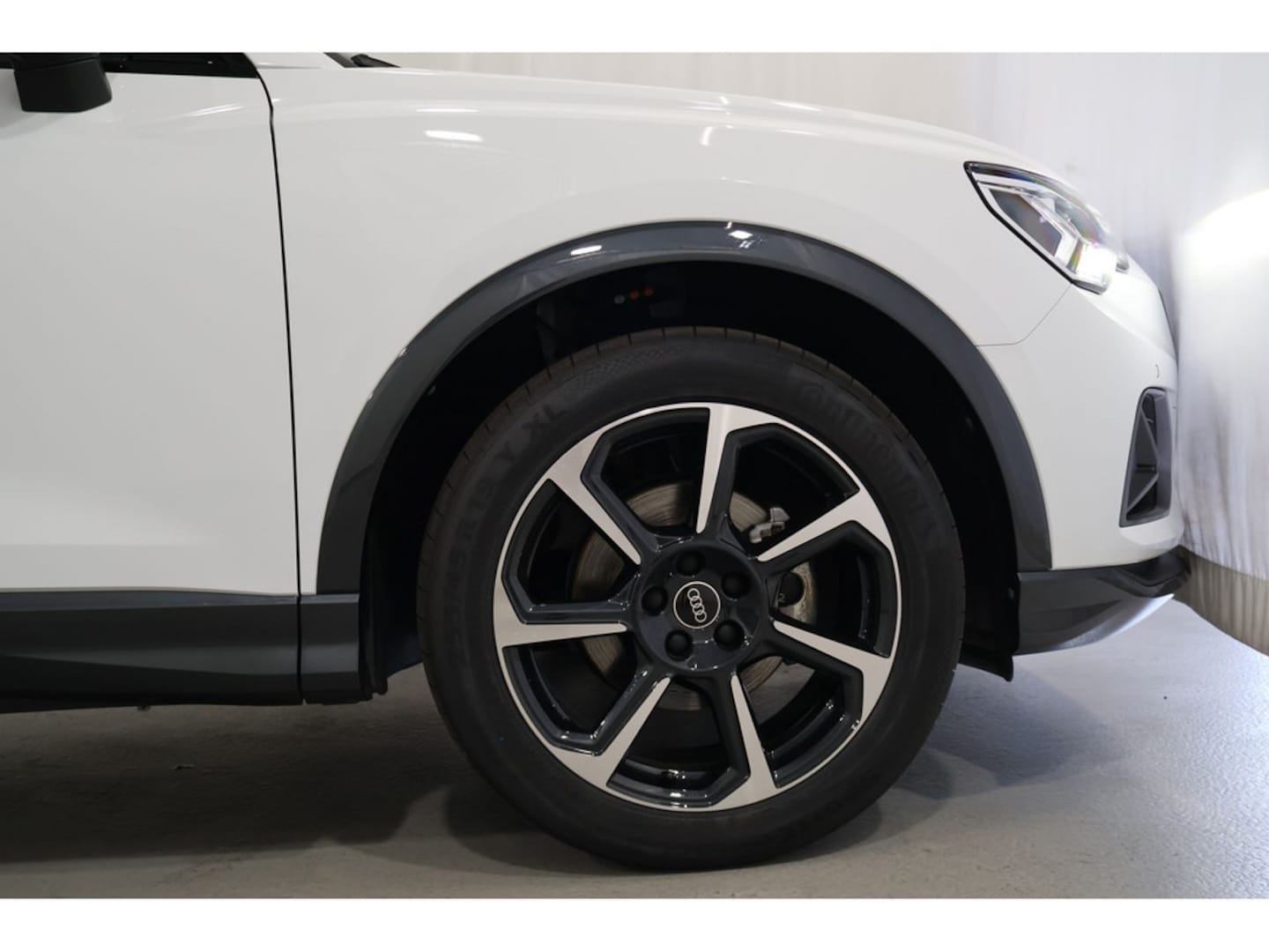 Bild über Audi Q3 advanced 35 TFSI S tronic - für weitere Informationen kontaktieren Sie den Audi Partner