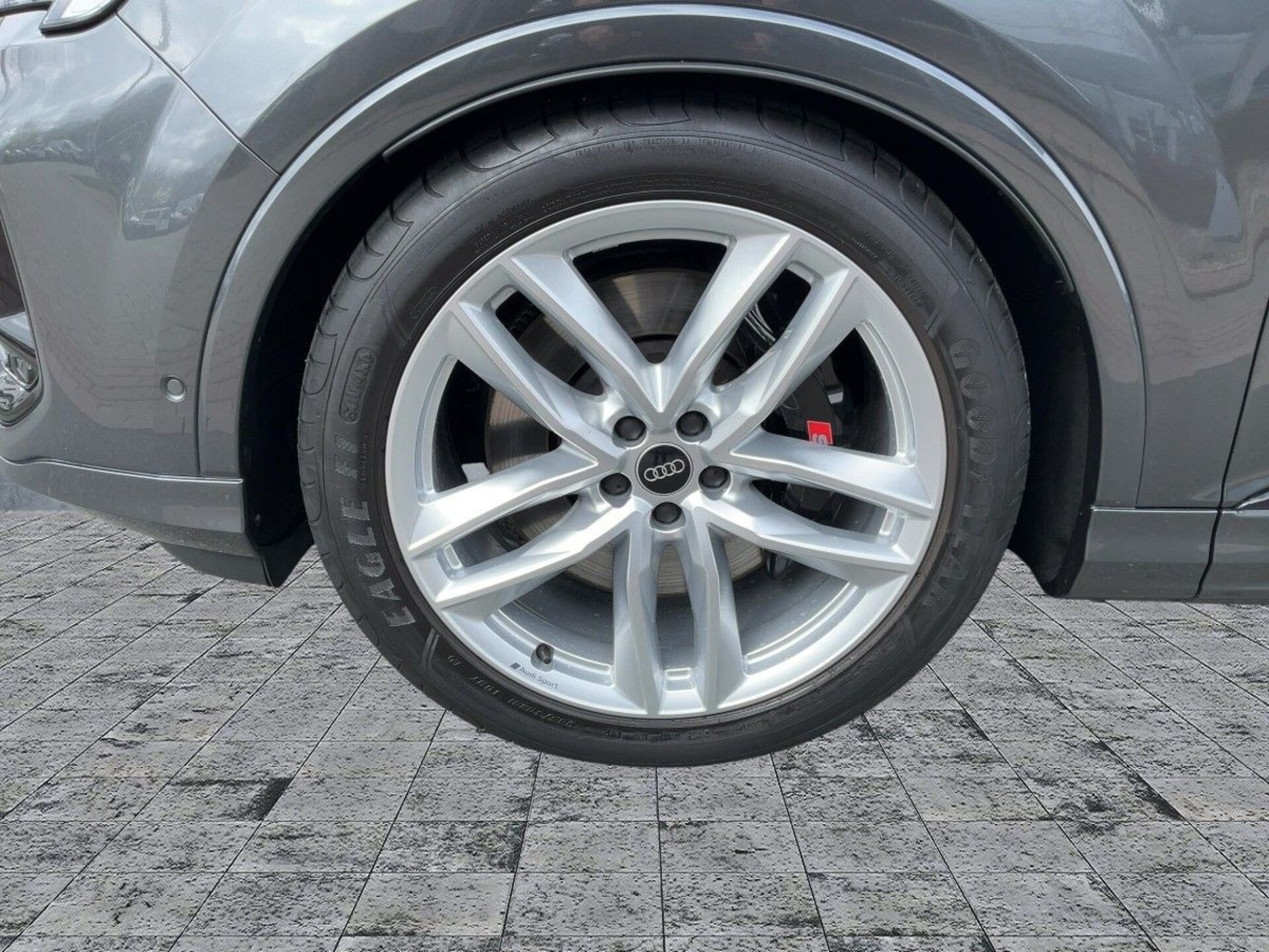 Audi SQ7 SUV