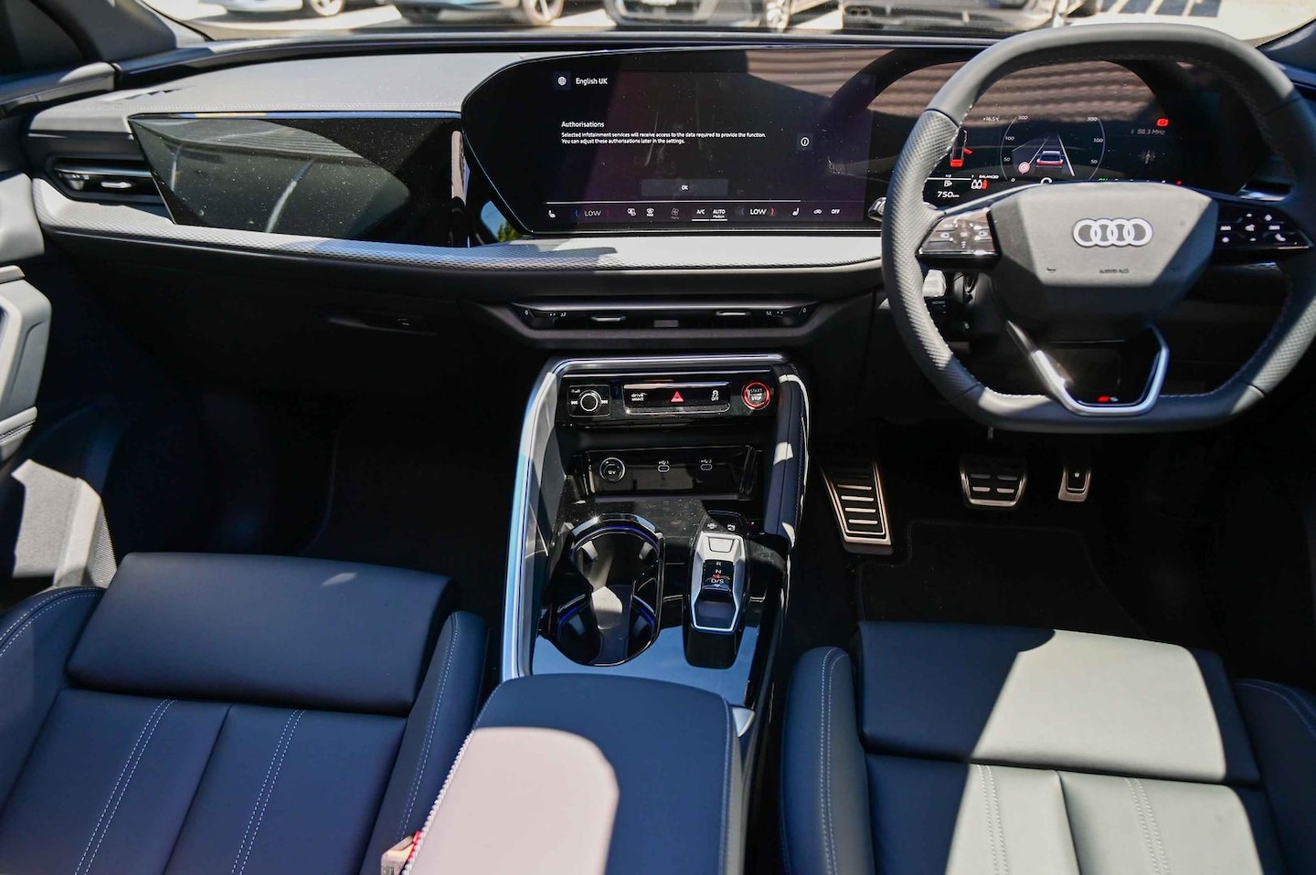 Image about Audi SQ5 SUV TFSI 270 kW edition one