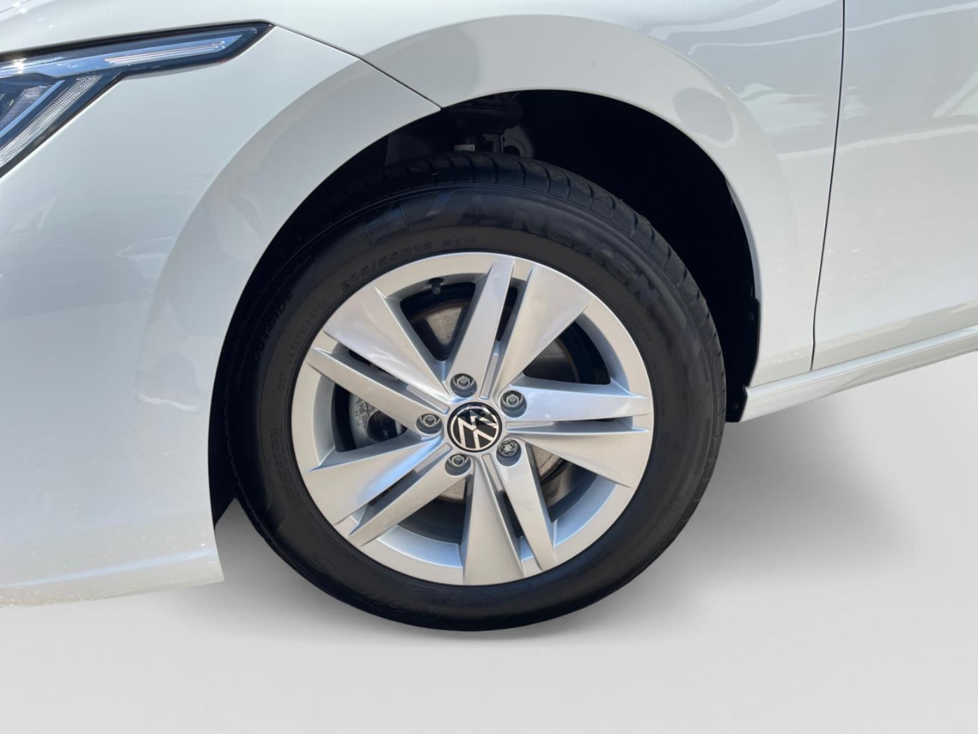 Volkswagen Golf Life