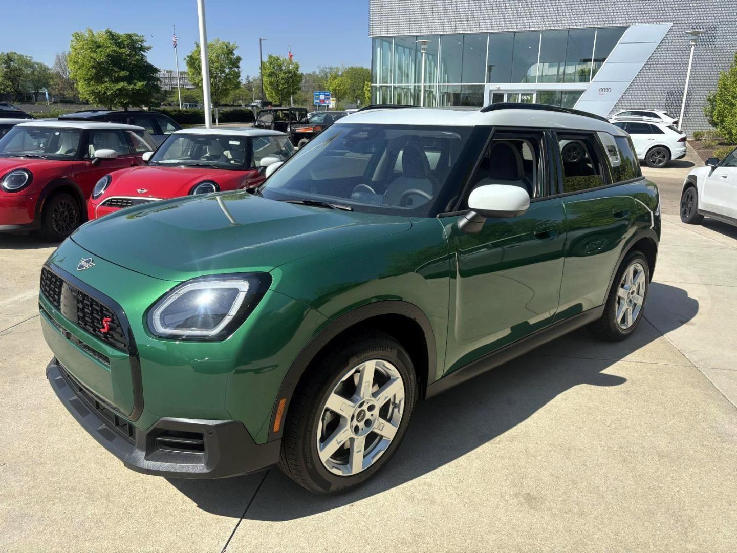 2025 MINI Countryman S ALL4's photo