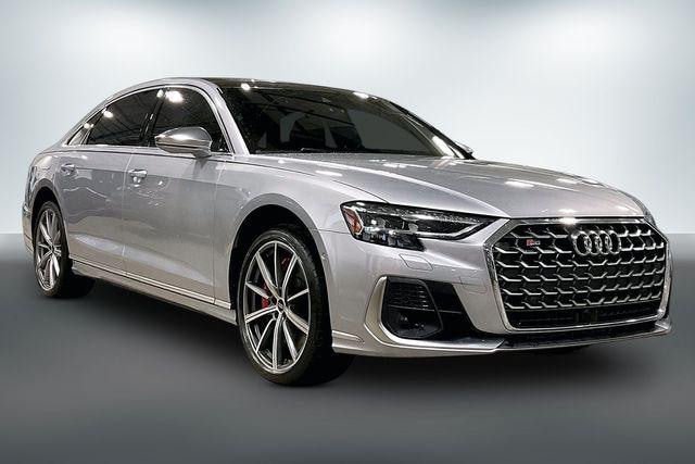 Photo of 2023 Audi S8 L 