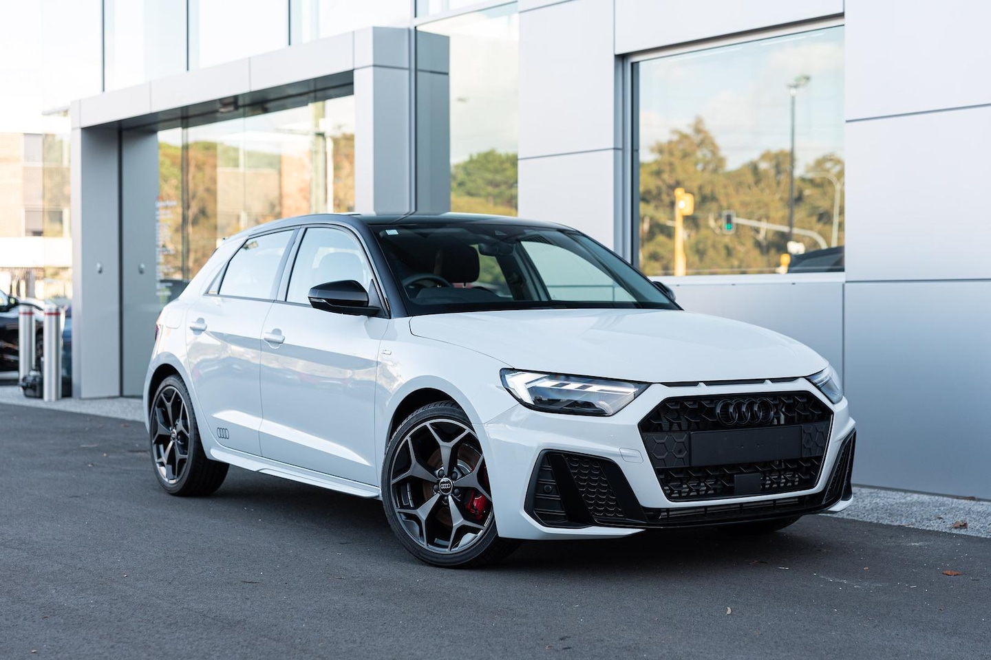 Image about Audi A1 Sportback S line 40 TFSI S tronic