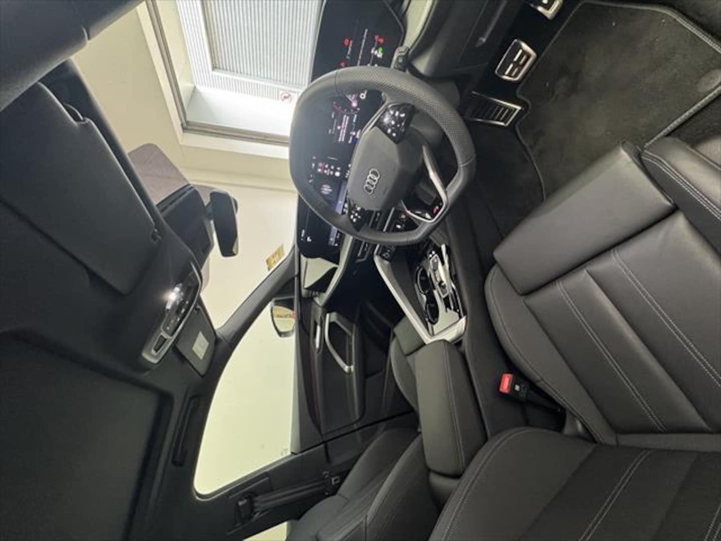 Image about Audi SQ5 SUV TFSI 270 kW edition one