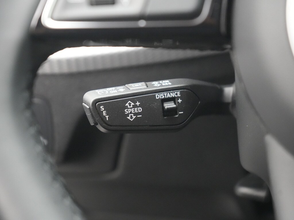 Image about Audi Q2 advanced 30 TFSI Schaltgetriebe