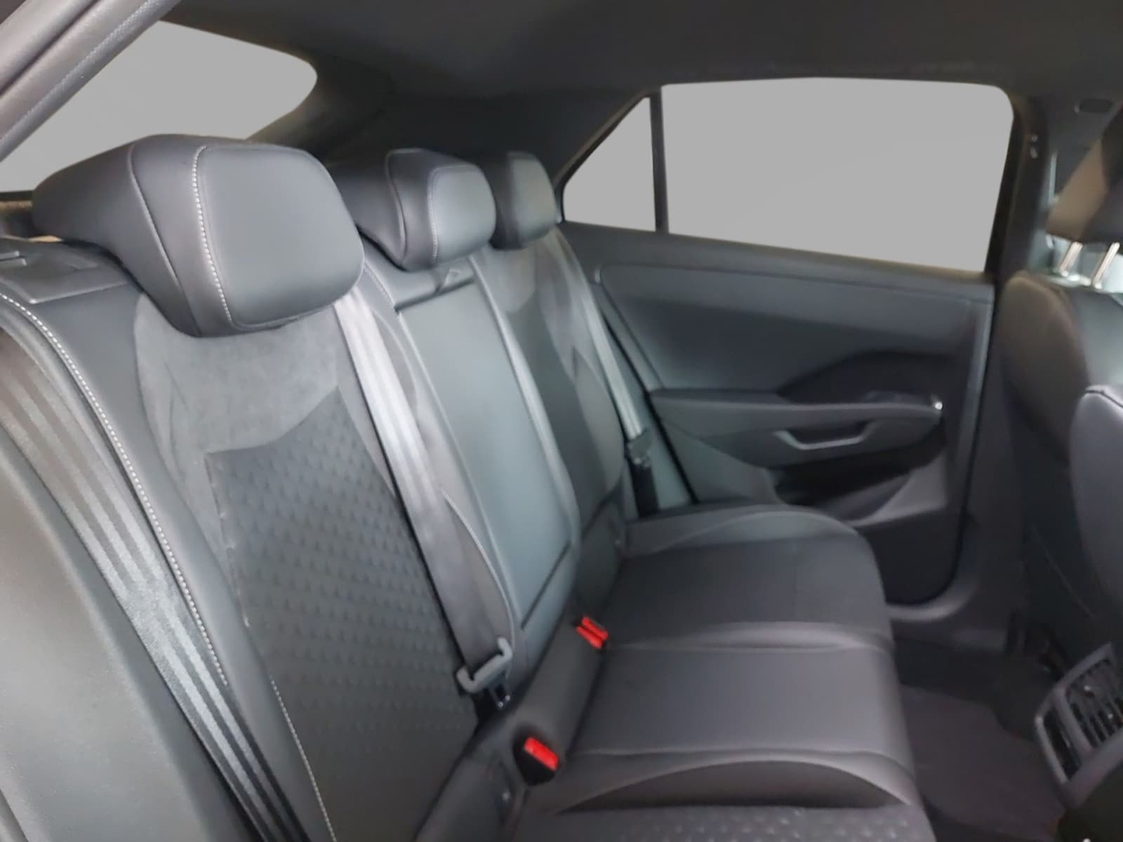 Volkswagen T-Roc – Bild 8