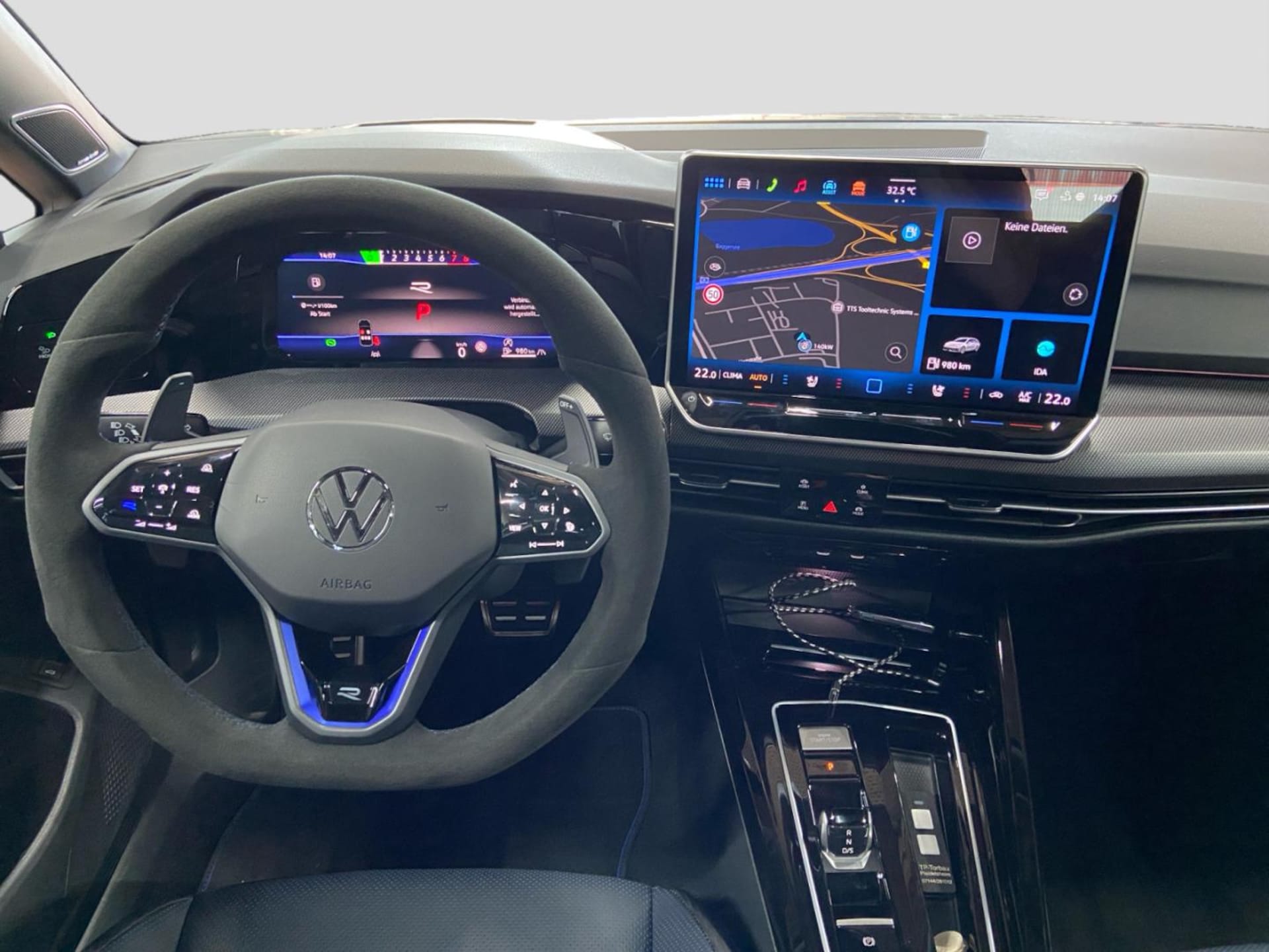 Volkswagen Golf Variant R