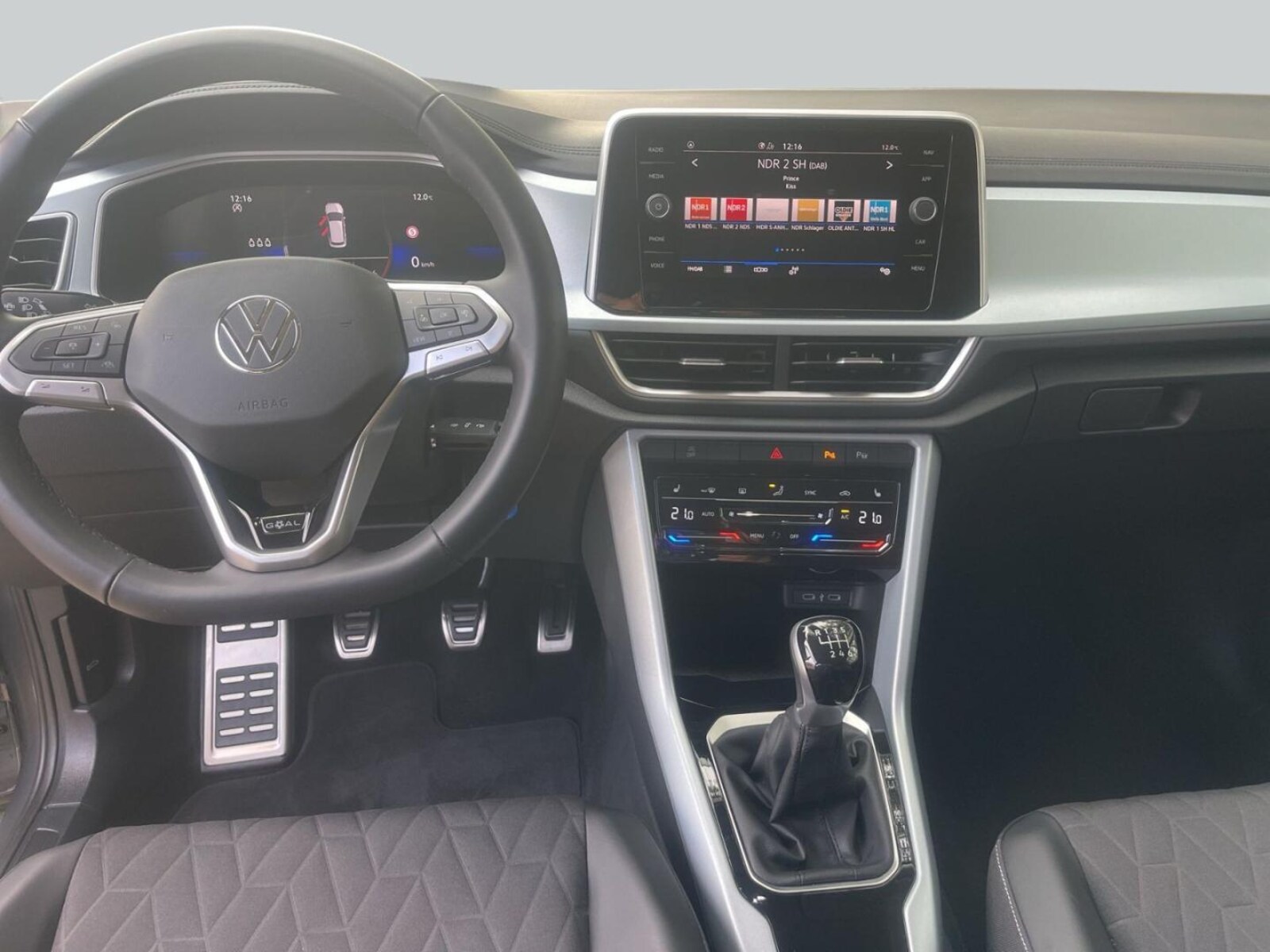 Volkswagen T-Roc – Bild 13