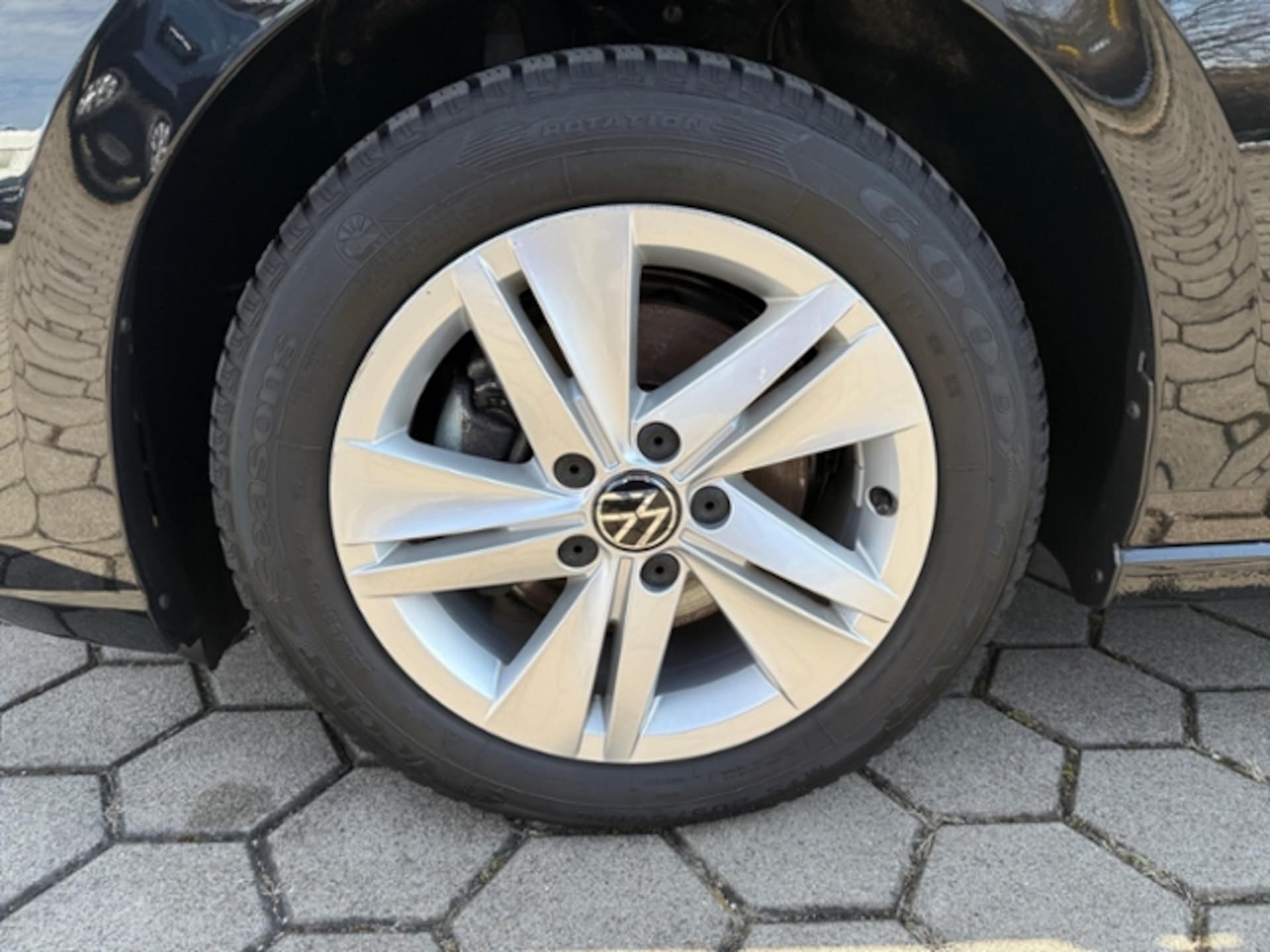 Volkswagen Golf Life