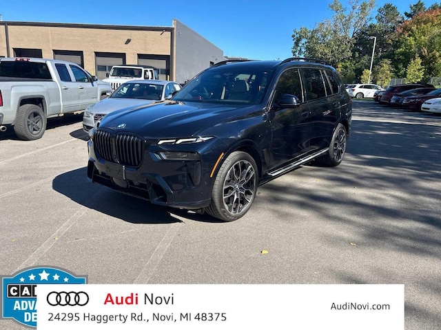 2023 BMW X7