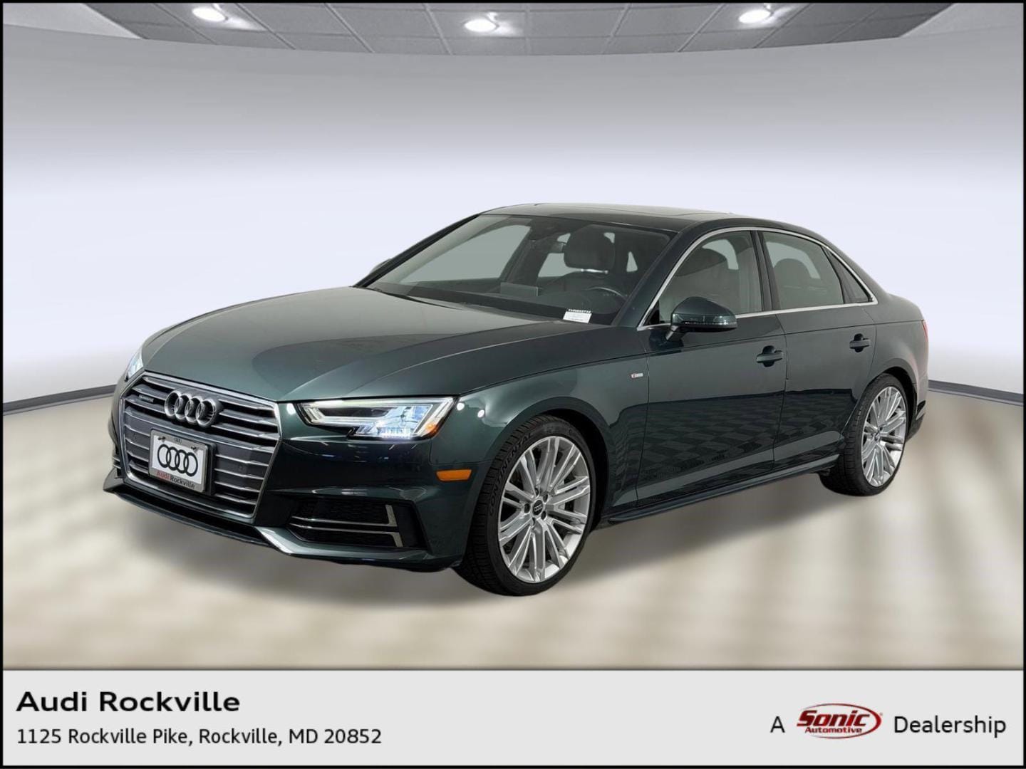 2017 Audi A4 2.0T quattro S tronic Premium Plus's photo