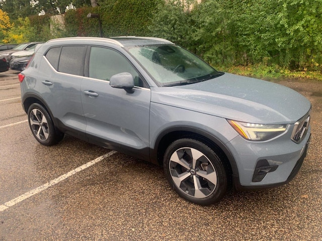 2023 Volvo XC40 Plus